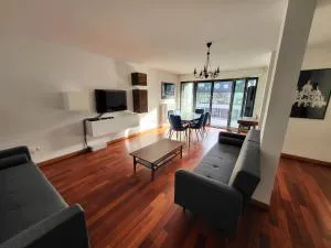 Paris Montmartre Chic - La Plaine-Saint-Denis