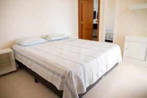 Cobertura Mar c piscina particular frente pro mar