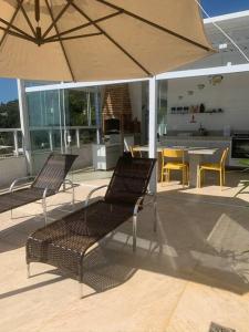 Cobertura Mar c piscina particular frente pro mar