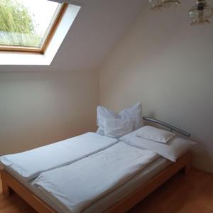 Strandi Apartmanok- Levente