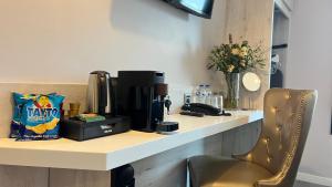 Deluxe Double Room with Balcony room in Wellington Temple Bar