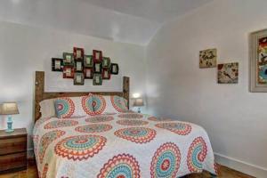 Spanish Village Siesta Villa