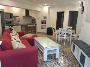 APART T27 2 DORM EDIF EUROPA Y APARCAMIENTO