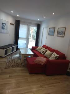 APART T27 2 DORM EDIF EUROPA Y APARCAMIENTO