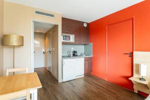 Bord de mer! Studio Terrasse ,Prado Plage