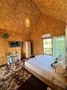 Luxe Nan Terrace View King Room