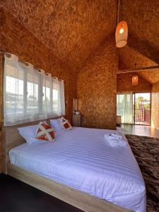 Luxe Nan Terrace View King Room