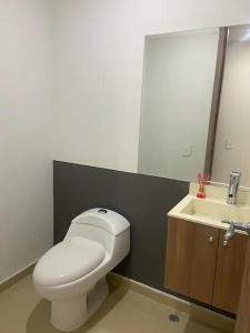 Apartaestudio Ciudad Jardín Centros Comerciales