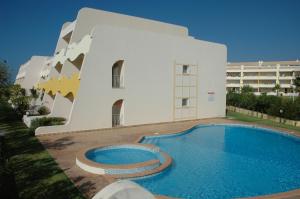 Ondamoura by Garvetur