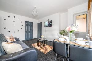 *RA26S* For your most relaxed & Cosy stay + Free Parking + Free Fast WiFi *