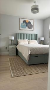 Double bedroom with private bathroom close to city center