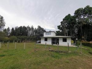 Hermosa finca a 5 minutos aeropuerto