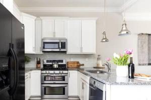 The Belmont House - Walk to 12 South