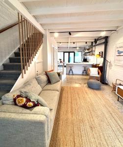 Stylish, comfortable and pet friendly home in the heart of Kensington