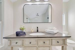 Cottage on Croton Way # 2