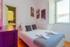 Old Town Chiado Balcony AirCon by LD Apartments