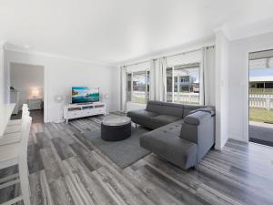 A Little Beach Haven - In the heart of Brooms Head