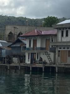 ORA KOMODO HOME STAY