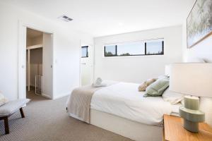 Burra Beachy - Pet Friendly - 5 Mins Walk to Beach