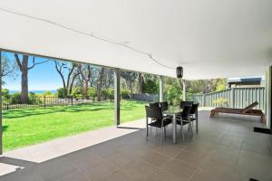 Beachfront Haven On Collingwood Beach