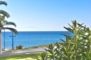 Varonos Summer Residences