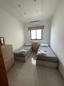 No 6 Poseidon Apartment