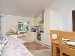 2 Bed in Okehampton 80373