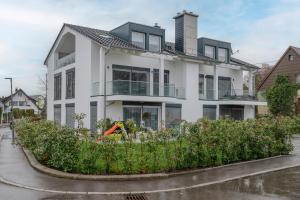 EXQUIS Luxus Apartment USM I Kamin I Terrasse I Parkplatz I Mercedes