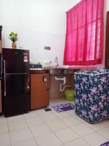 Orkid Camelia Homestay - Near Drawbridge, Mayang Mall, KTCC, Pasar Payang