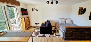 Cozy Studio Retreat - completely renovated in a perfect location