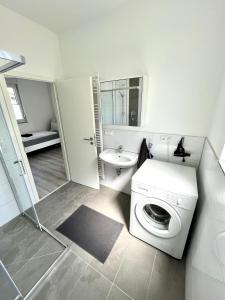 Handwerker Wohnung - WLAN - Küche - Bad - bis zu 4 Personen