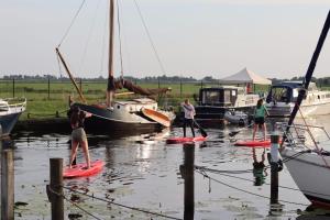 Luxe safaritent aan het water - Recreatiepark de Uilenburg - Sneek - Friesland