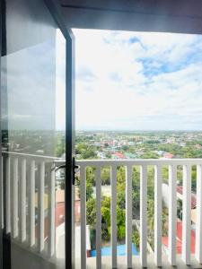 *WV 3 Peaceful Pinnacle