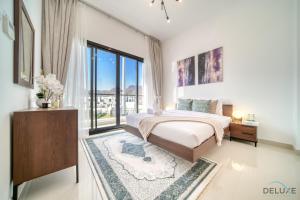 Best Deal, Classy 4BR Villa with Pool & Ocean Views by Deluxe Holiday Homes