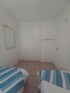 Two bedroom at Le Mer with a lagoon view