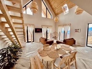 Casa Ido sat Pestera Moieciu