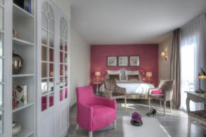 Hotels La Bastide de l'Oliveraie : Suite Prestige - Accès Gratuit au Spa