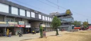 HOTEL CM PALACE & GUEST HOUSE & P.G ROOMS - Sankeshvar
