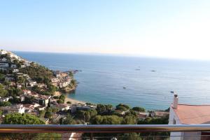 Magnifique vue sur Canyelles-Adj