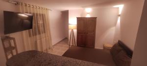 Rooftop Gem: perfect for a soloduo traveler(s).