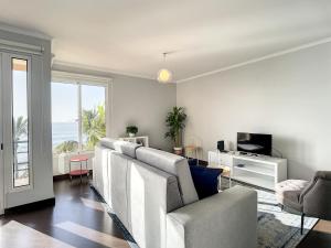 Sunny Side by Atlantic Holiday