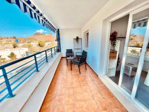 Apartamento con vistas al mar y plaza aparcamiento