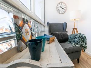 Bright Valadim Apartment