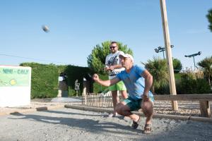 Campings Mobil Home XXL 4 chambres - Camping La Bolee d'Air : photos des chambres