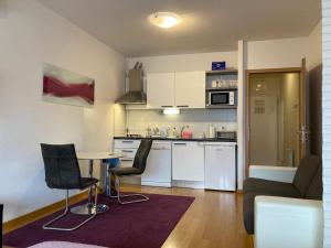 Apartment Green Gold 