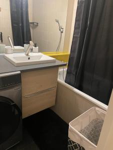 Studio tout confort pied des pistes avec balcon et wifi