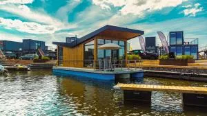 Twin Boat - Stenhamra