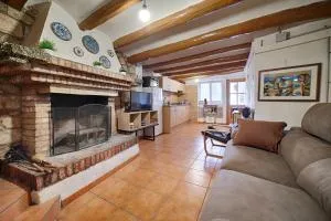 agradable casa rural con chimenea y aire acondicionado - Vilavert