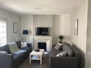 La chambre du coliving proche gare - 蓬迪卡斯
