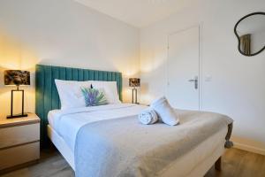 Appartements 2 bedroom apartment w/ courtyard at Croise Laroche : photos des chambres